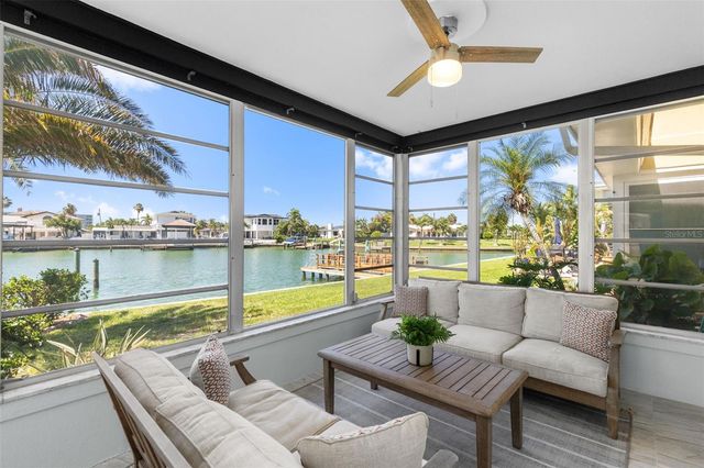 270 SKIFF POINT A1, Clearwater Beach, FL 33767