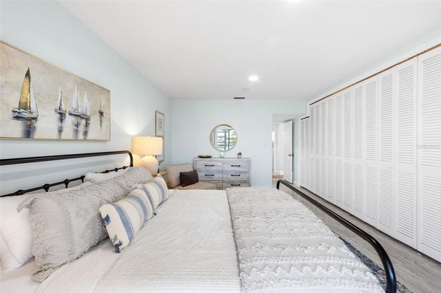 270 SKIFF POINT A1, Clearwater Beach, FL 33767