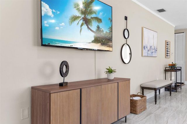 270 SKIFF POINT A1, Clearwater Beach, FL 33767