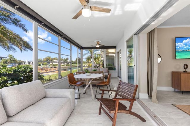 270 SKIFF POINT A1, Clearwater Beach, FL 33767