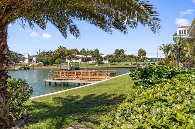 270 SKIFF POINT A1, Clearwater Beach, FL 33767