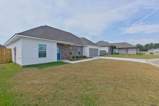 13784 Willowmore Dr, Denham Springs, LA 70726