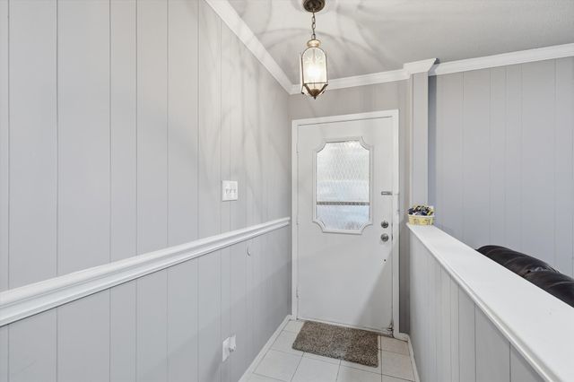 3005 Friendswood Drive, Arlington, TX 76013