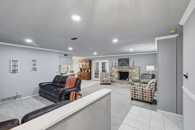 3005 Friendswood Drive, Arlington, TX 76013