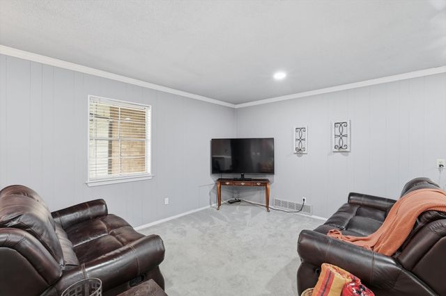 3005 Friendswood Drive, Arlington, TX 76013