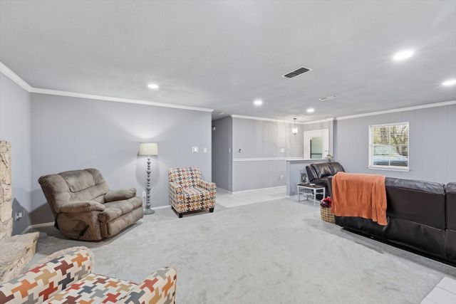 3005 Friendswood Drive, Arlington, TX 76013