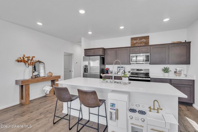 5138 E Antares Ln, Post Falls, ID 83854