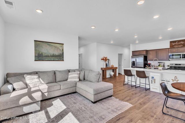 5138 E Antares Ln, Post Falls, ID 83854