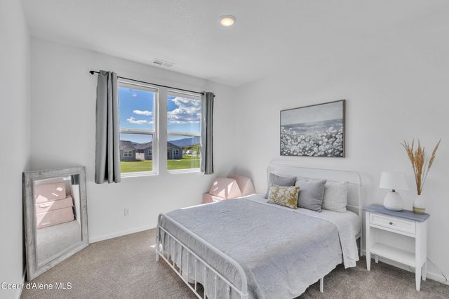 5138 E Antares Ln, Post Falls, ID 83854