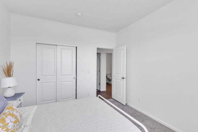 5138 E Antares Ln, Post Falls, ID 83854
