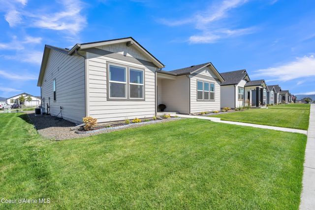 5138 E Antares Ln, Post Falls, ID 83854
