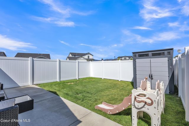5138 E Antares Ln, Post Falls, ID 83854