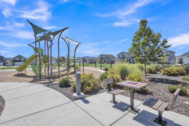 5138 E Antares Ln, Post Falls, ID 83854