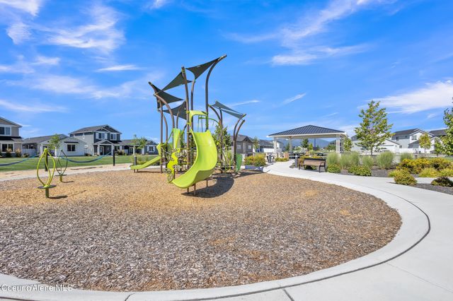 5138 E Antares Ln, Post Falls, ID 83854
