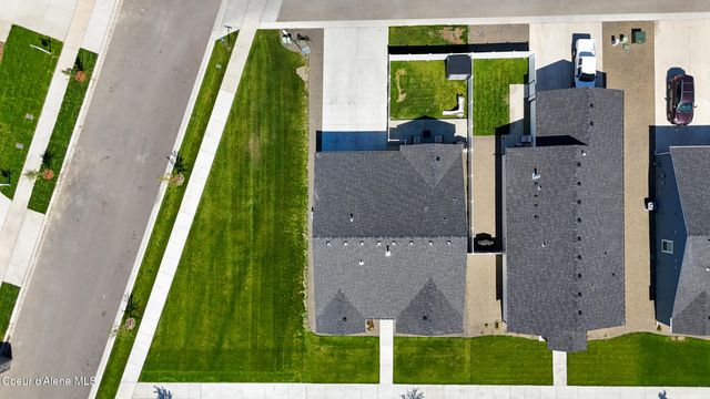 5138 E Antares Ln, Post Falls, ID 83854