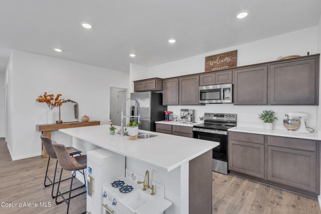 5138 E Antares Ln, Post Falls, ID 83854