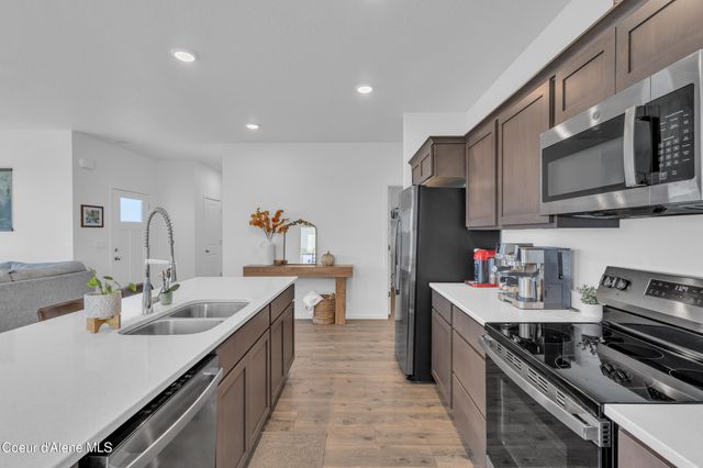5138 E Antares Ln, Post Falls, ID 83854