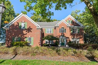 115 Lyndhurst Cir, Pine Twp, PA 15090