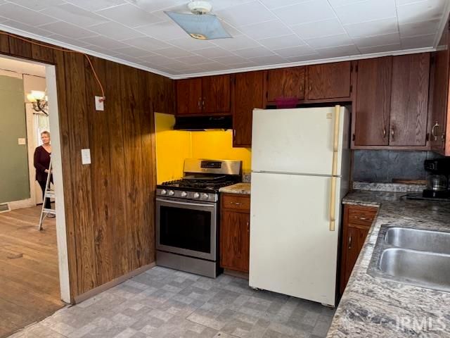 1208 W Quincy Street, Garrett, IN 46738