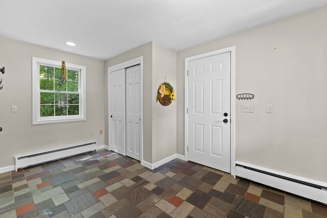 111 Lea Ave, Northbridge, MA 01534