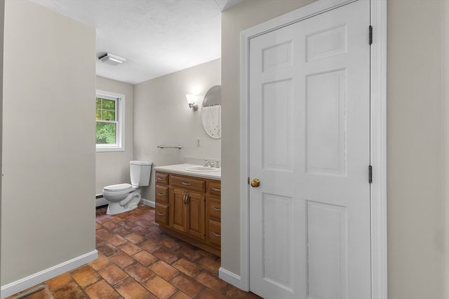 111 Lea Ave, Northbridge, MA 01534