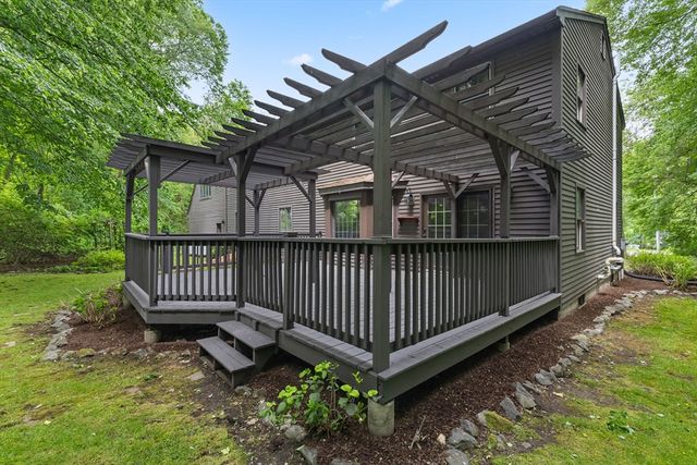 111 Lea Ave, Northbridge, MA 01534
