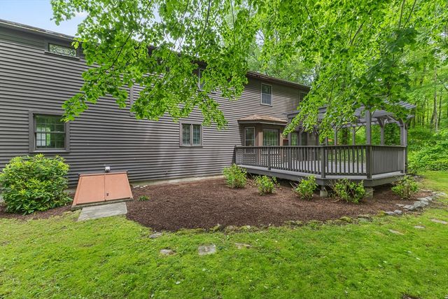 111 Lea Ave, Northbridge, MA 01534