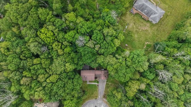 111 Lea Ave, Northbridge, MA 01534