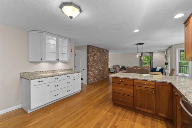 111 Lea Ave, Northbridge, MA 01534