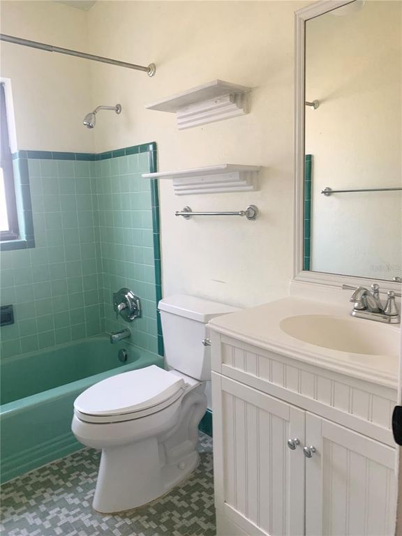 Image 17 of property listing at 2701 NANCY STREET, Orlando, FL 32806