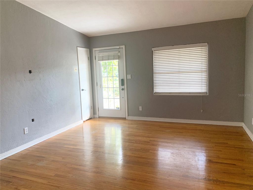 Image 3 of property listing at 2701 NANCY STREET, Orlando, FL 32806