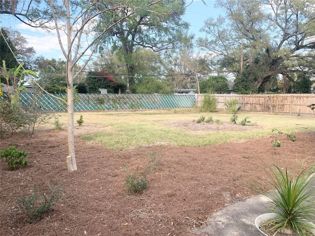 Image 21 of property listing at 2701 NANCY STREET, Orlando, FL 32806