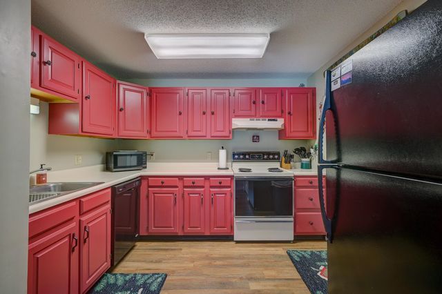 18E Seasons at Attitash Road, Bartlett, NH 03812