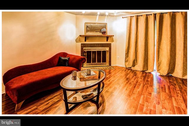 26 SPRING GLEN CT, Cockeysville, MD 21030