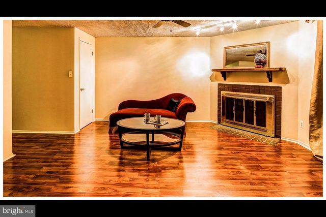26 SPRING GLEN CT, Cockeysville, MD 21030