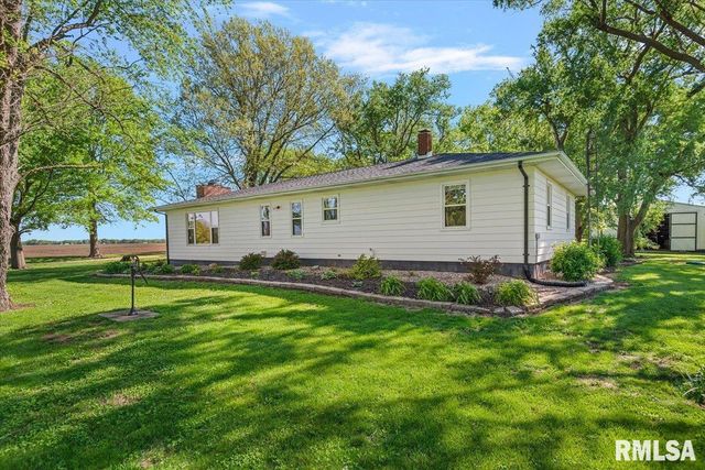 2522 N 625 East Road, Rochester, IL 62563