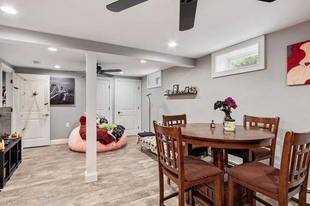 4 Nutting Dr, Leominster, MA 01453