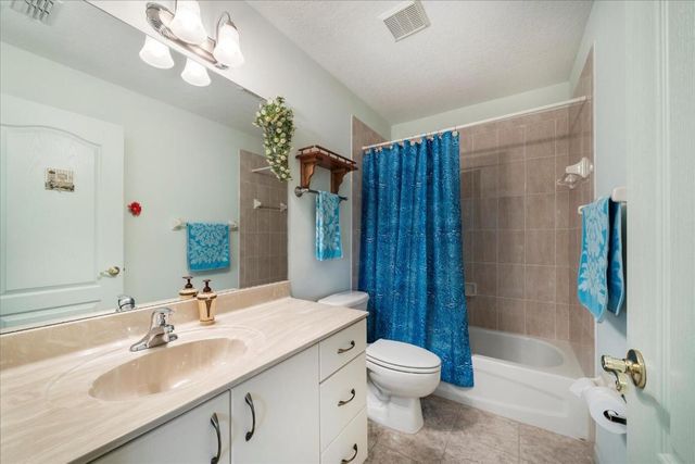 324 NE Gladiola Avenue, Port St. Lucie, Port St Lucie, FL 34983