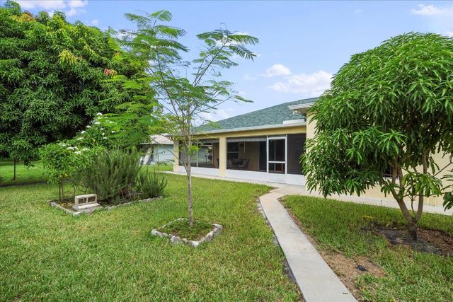 324 NE Gladiola Avenue, Port St. Lucie, Port St Lucie, FL 34983