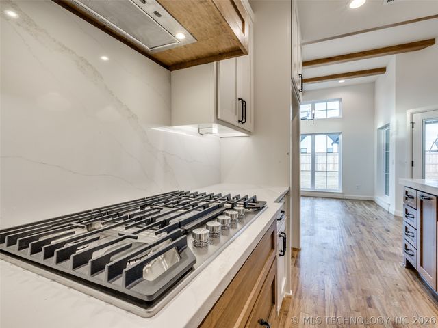 2839 E 142nd Street S, Bixby, OK 74008