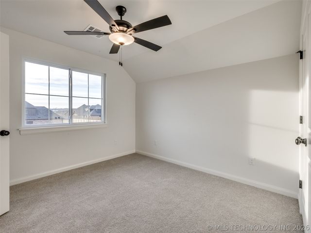 2839 E 142nd Street S, Bixby, OK 74008