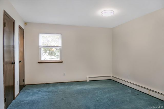 7 Lindner Court, Brookhaven, NY 11719