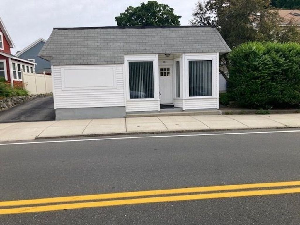 294 Water Street, Wakefield, MA 01880