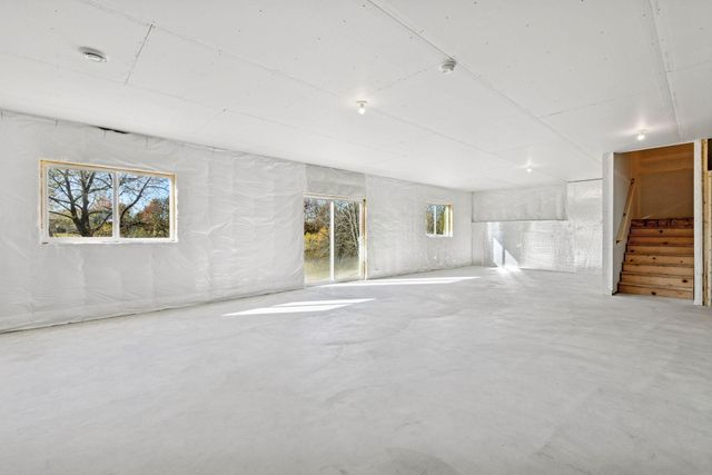 281 15th Avenue SE, Lonsdale, MN 55046