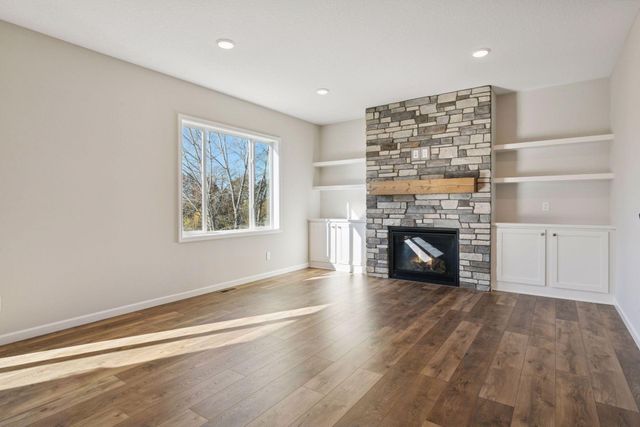 281 15th Avenue SE, Lonsdale, MN 55046