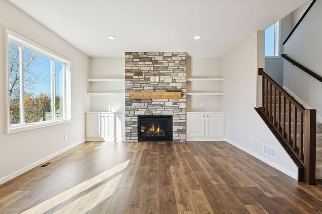 281 15th Avenue SE, Lonsdale, MN 55046