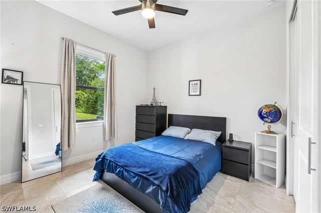 423 14th AVE NE, Naples, FL 34120