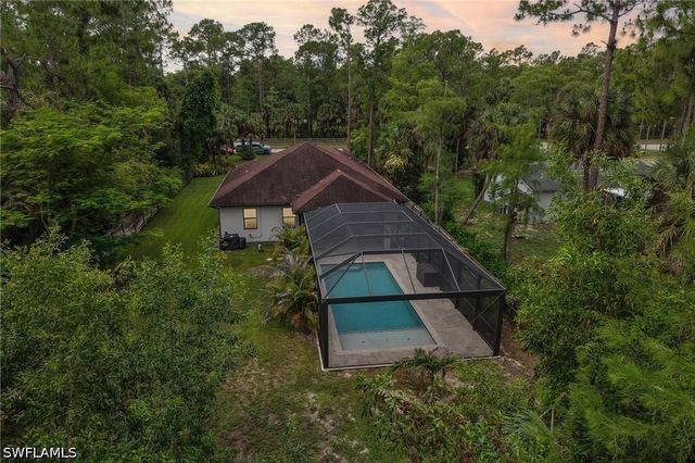 423 14th AVE NE, Naples, FL 34120