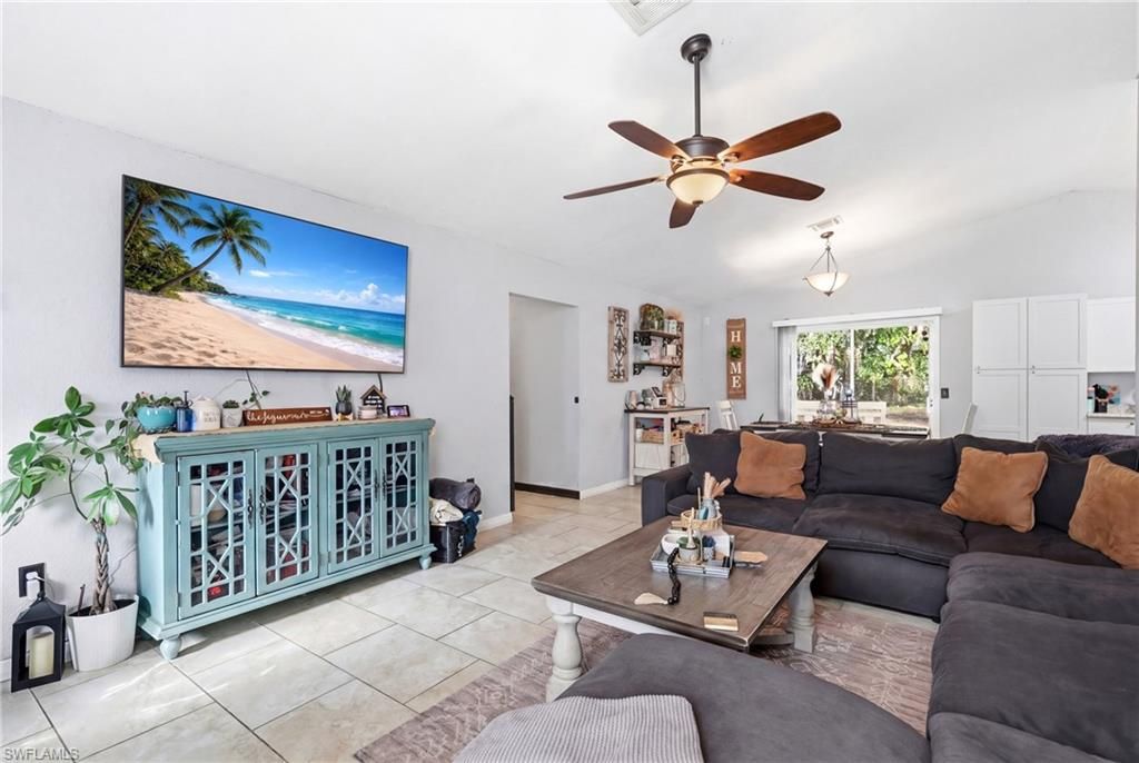 4022 E Sunflower CIR, LABELLE, FL 33935 — exterior