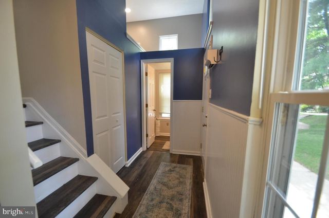 940 GAMING SQ, Hampstead, MD 21074